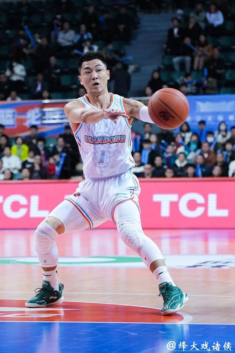 广东男篮9488力克山东,高诗岩零得分,广东迎来4喜1忧 广东男篮9488力克山东,高诗岩零得分,广东迎来4喜1忧