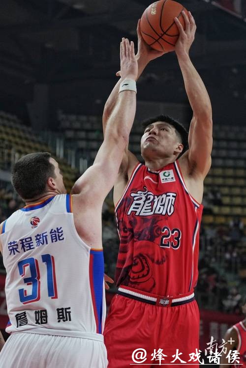 CBA常规赛：天津客场力克广州终结连败
